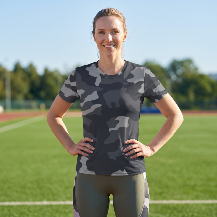 Damen Sportshirt aus Vier-Wege-Stretch, in XS bis 2XL, weiches Material, bequemes Fit, ideal für sportliche Aktivitäten.