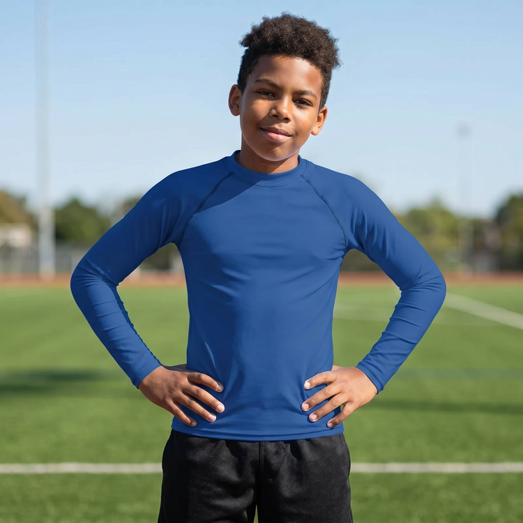 Kinder-Langarm-Sportshirt von BUYATHOME24 mit UV-Schutz 50+ und Stretch, in Größe 134-170 cm, zeigt das sportliche Design und Material.