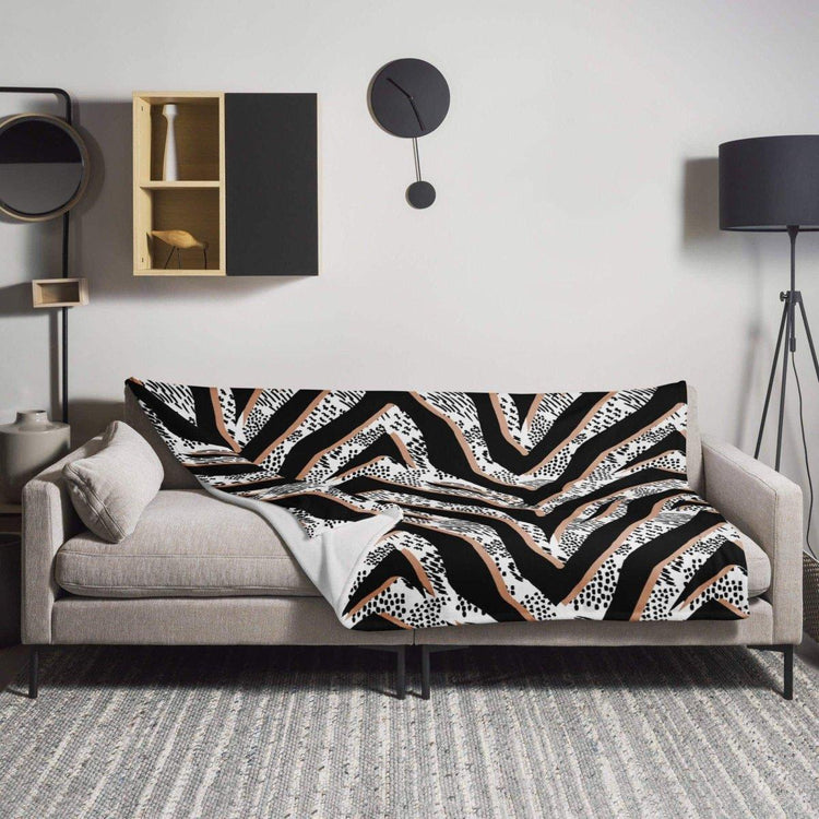 Weiche Kuscheldecke 125x150 cm von BUYATHOME24 aus Polyester, ideal für Sofa oder Bett, bedruckbar mit individuellem Design.