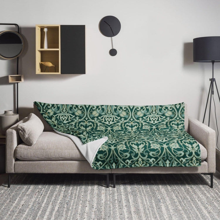 Weiche, hypoallergene und feuerhemmende Sofadecke 125x150 cm von BUYATHOME24, ideal für gemütliche Abende auf dem Sofa.