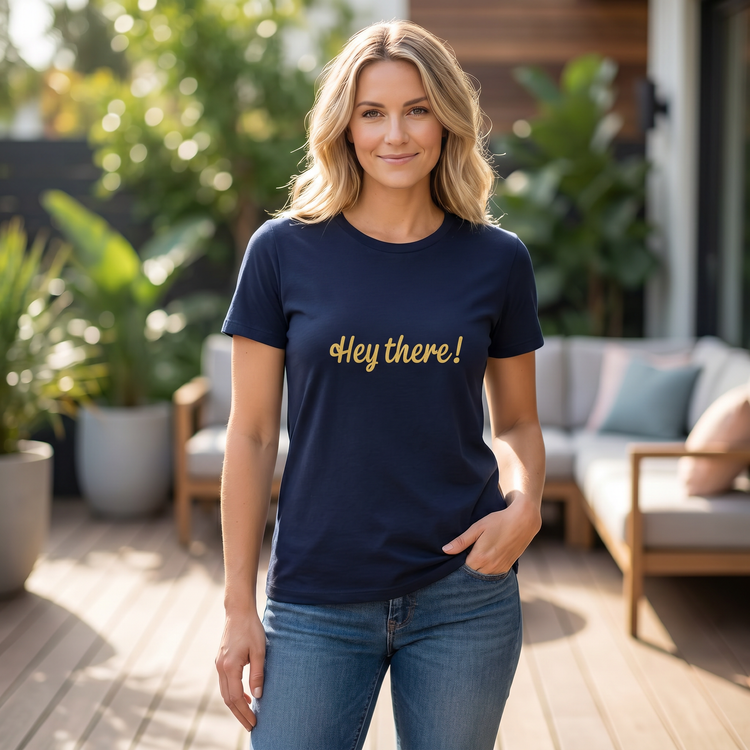 Grafik Damen T-Shirt in Kurzarm mit Rundhalsausschnitt, bequem und modisch, in S-3XL, von BUYATHOME24.