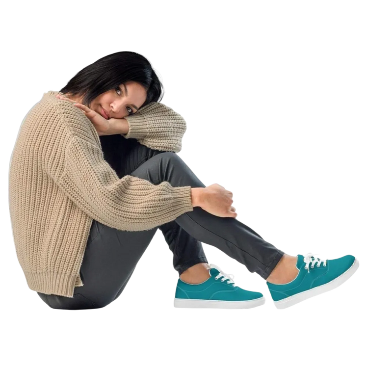 Damen Canvas Schuhe in Größe 35-44 von BUYATHOME24, atmungsaktive Sneaker mit weißem Obermaterial und flexibler Sohle.