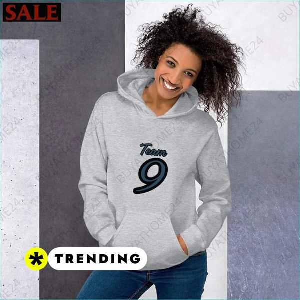 • Kapuzenpullover I Herren & Damen Hoodie S - 5XL Textildruck BUYATHOME24, T-Shirts BUYATHOME24, Hoodies BUYATHOME24, Hosen BUYATHOME24, Jacken BUYATHOME24, Schuhe BUYATHOME24