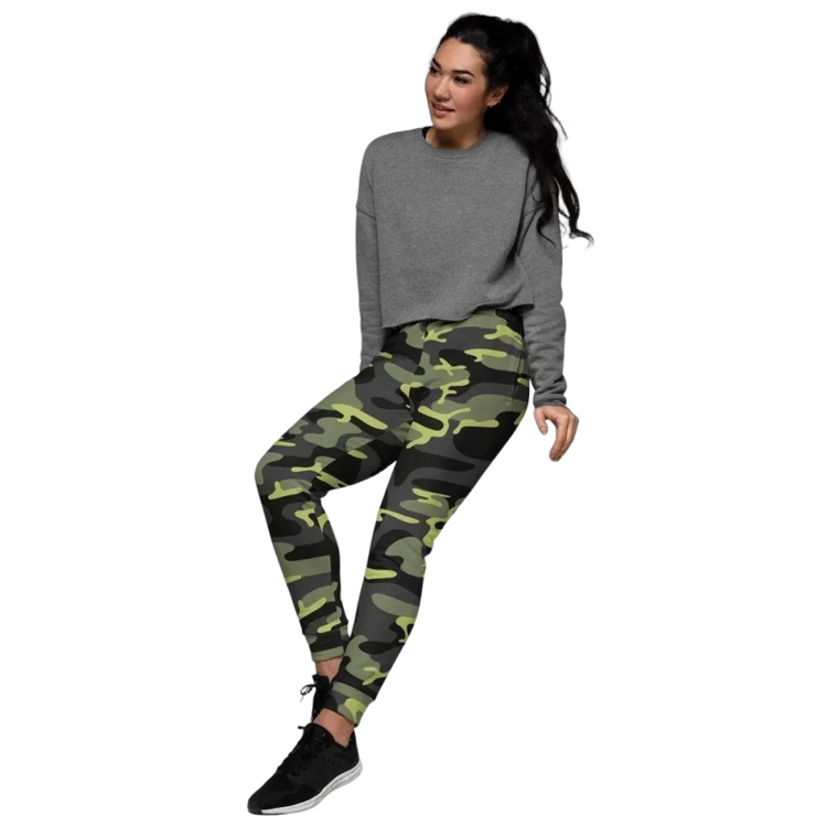 Damen Jogginghose von BUYATHOME24 aus Baumwoll-Mix mit Fleece-Innenseite, bequem und ideal für Sport und Freizeit.