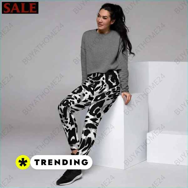 • Fitnessbekleidung I Damen Jogginghose XS, S, M, L, XL, 2XL, 3XL Textildruck BUYATHOME24, T-Shirts BUYATHOME24, Hoodies BUYATHOME24, Hosen BUYATHOME24, Jacken BUYATHOME24, Schuhe BUYATHOME24