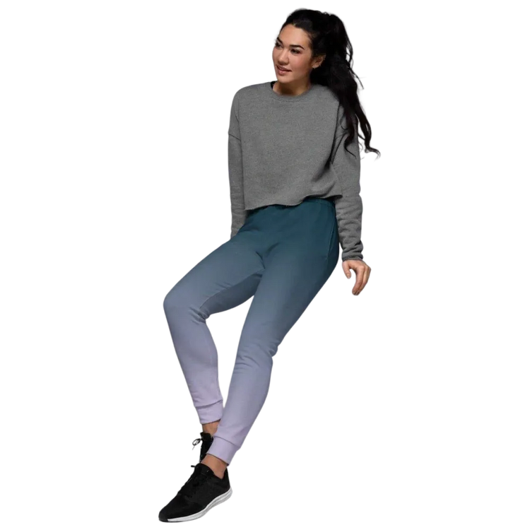 Damen Jogginghose aus Baumwoll-Mix mit Taschen in XS-3XL, bequem und lässig, von BUYATHOME24, auf weißem Hintergrund.