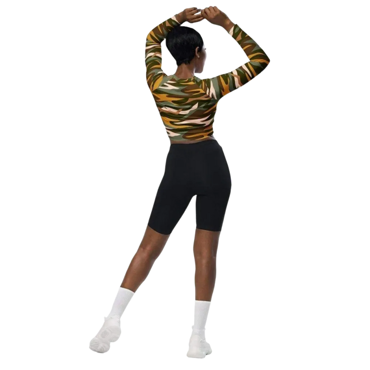 Damen Langarm Crop Top von BUYATHOME24, schnelltrocknend, in 2XS-6XL, gezeigt in schwarzer Farbe mit Textildruck.