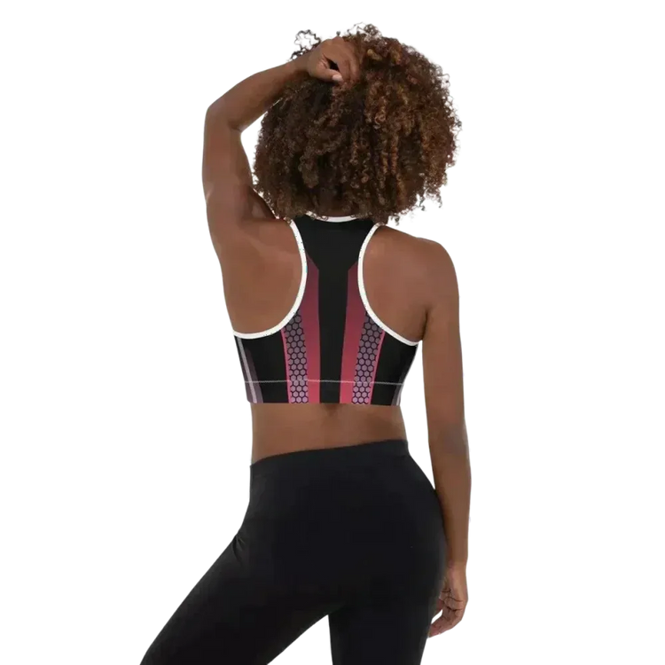 Damen Sport-BH mit Polstern, Racerback und 4-Wege-Stretch, in XS bis 2XL, von BUYATHOME24, getragen bei sportlichem Training