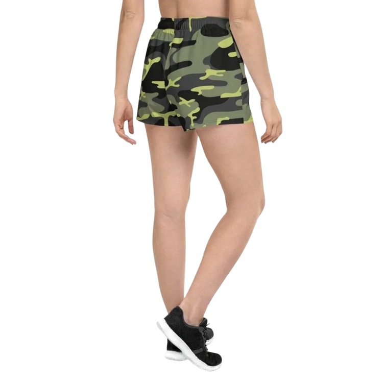Damen Sportshorts von BUYATHOME24, atmungsaktiv mit UV-Schutz 50+ und Taschen, in XS bis 3XL, bequem und sportlich.