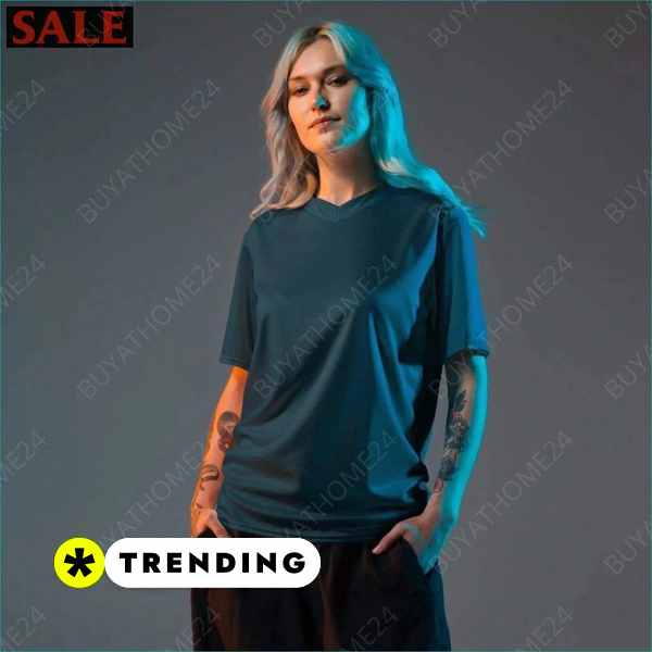 • Fußball Trikot I Herren & Damen T-Shirt 2XS - 6XL Textildruck BUYATHOME24, T-Shirts BUYATHOME24, Hoodies BUYATHOME24, Hosen BUYATHOME24, Jacken BUYATHOME24, Schuhe BUYATHOME24