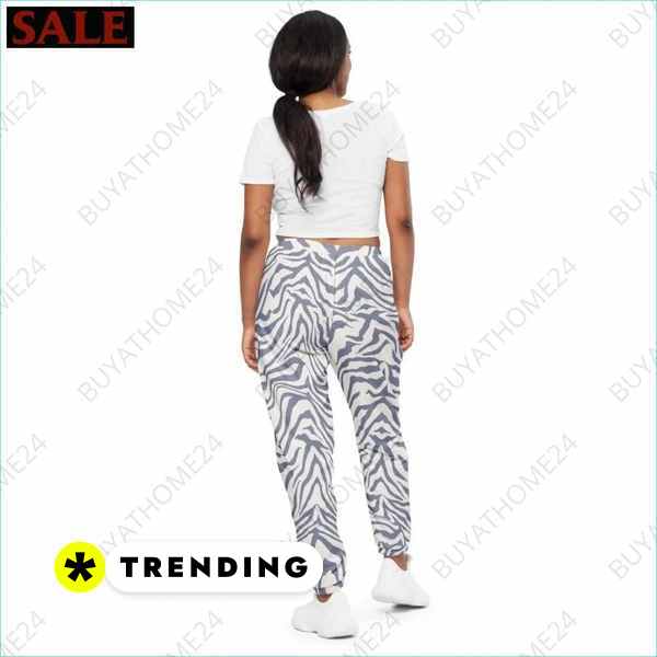 • Sportbekleidung I Herren & Damen Sporthose XS - 3XL Textildruck BUYATHOME24, T-Shirts BUYATHOME24, Hoodies BUYATHOME24, Hosen BUYATHOME24, Jacken BUYATHOME24, Schuhe BUYATHOME24
