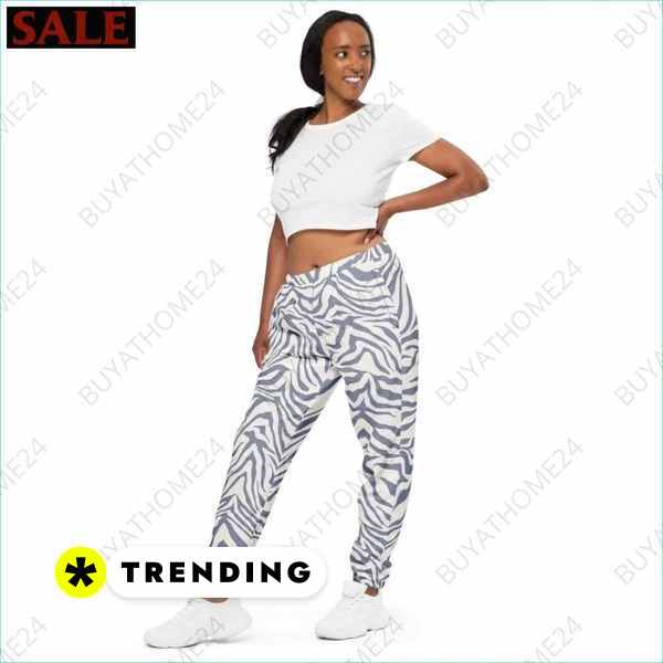 • Sportbekleidung I Herren & Damen Sporthose XS - 3XL Textildruck BUYATHOME24, T-Shirts BUYATHOME24, Hoodies BUYATHOME24, Hosen BUYATHOME24, Jacken BUYATHOME24, Schuhe BUYATHOME24