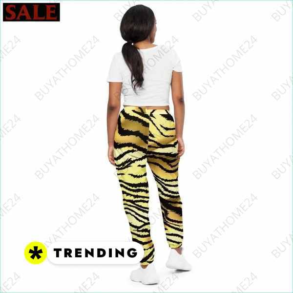 • Sportbekleidung I Herren & Damen Sporthose XS - 3XL Textildruck BUYATHOME24, T-Shirts BUYATHOME24, Hoodies BUYATHOME24, Hosen BUYATHOME24, Jacken BUYATHOME24, Schuhe BUYATHOME24