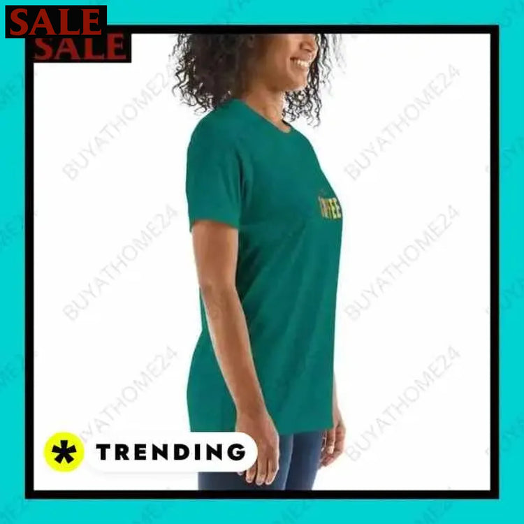 Damen T-Shirt in verschiedenen Größen für stilbewusste Frauen Textildruck BUYATHOME24, T-Shirts BUYATHOME24, Hoodies BUYATHOME24, Hosen BUYATHOME24, Jacken BUYATHOME24, Schuhe BUYATHOME24