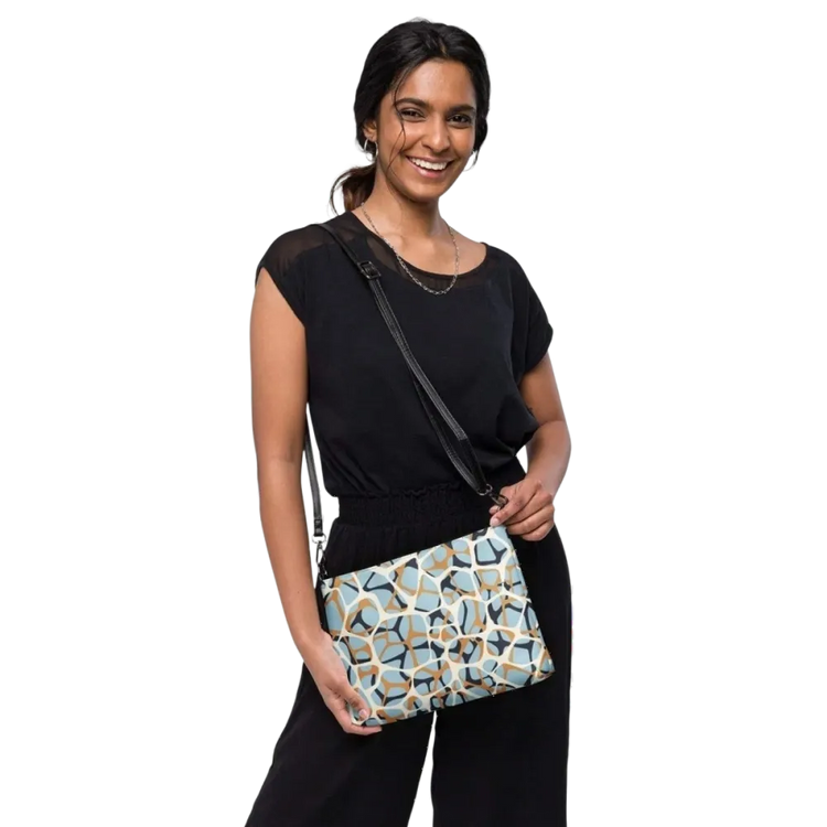Damen Umhängetasche aus Kunstleder mit Reißverschluss, 27x20 cm, in modernem Design von BUYATHOME24