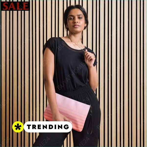 Kunstleder Damen Umhängetasche mit Textildruck BuyatHome24 Textildruck BUYATHOME24, T-Shirts BUYATHOME24, Hoodies BUYATHOME24, Hosen BUYATHOME24, Jacken BUYATHOME24, Schuhe BUYATHOME24