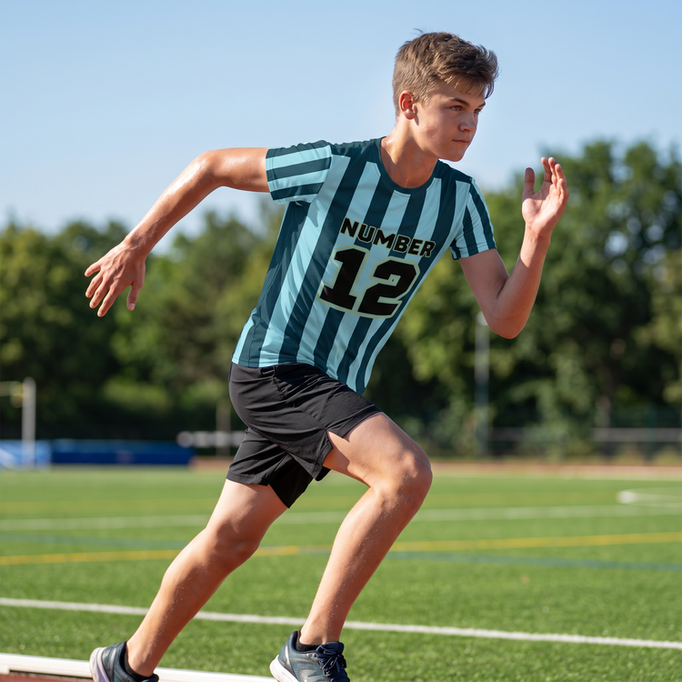 Kinder Sportshirt Blau Gestreift, Unisex Fußball T-Shirt in den Größen 134-170 cm, mit sportlichem Design.