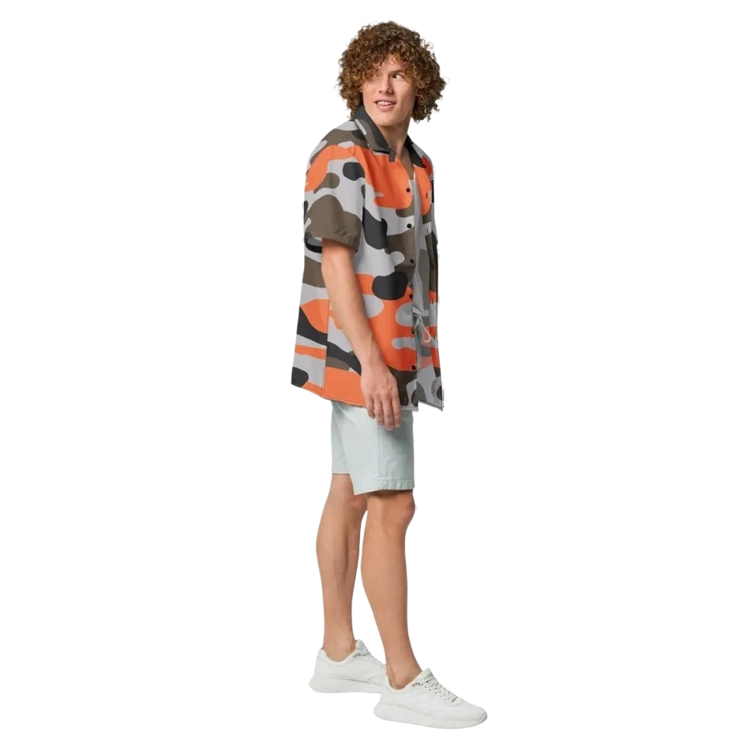 Personalisierbares unisex Camouflage Kurzarmhemd von BUYATHOME24 mit UPF50+ Sonnenschutz, in 2XS-6XL, auf Textildruck.