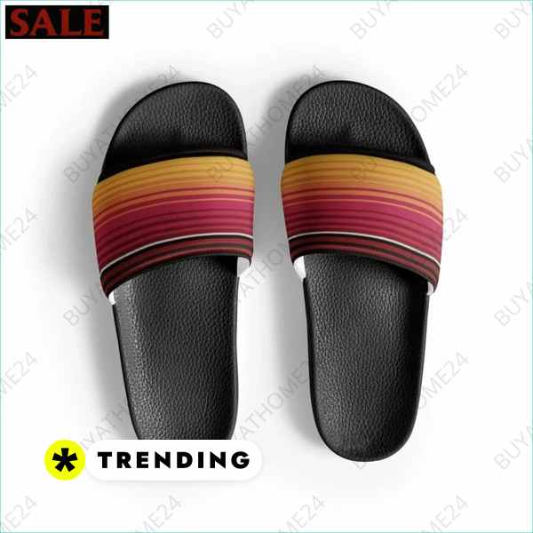 Herren Badeschlappen in Größen 39 bis 47 mit Textildruck buyathome24 Textildruck BUYATHOME24, T-Shirts BUYATHOME24, Hoodies BUYATHOME24, Hosen BUYATHOME24, Jacken BUYATHOME24, Schuhe BUYATHOME24