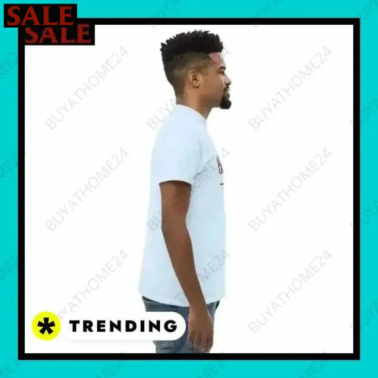 Herren T-Shirt aus Baumwolle in verschiedenen Größen für stilvollen Komfort Textildruck BUYATHOME24, T-Shirts BUYATHOME24, Hoodies BUYATHOME24, Hosen BUYATHOME24, Jacken BUYATHOME24, Schuhe BUYATHOME24