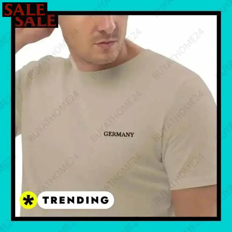 Herren T-Shirt aus Baumwolle mit stilvollem Design und passender Baseball Cap Textildruck BUYATHOME24, T-Shirts BUYATHOME24, Hoodies BUYATHOME24, Hosen BUYATHOME24, Jacken BUYATHOME24, Schuhe BUYATHOME24