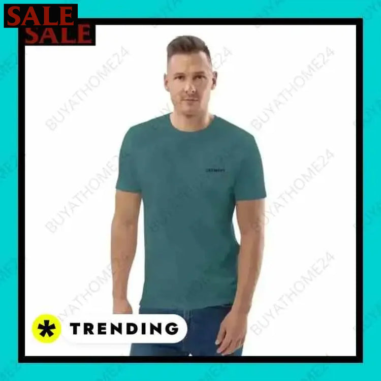 Herren T-Shirt aus Baumwolle mit stilvollem Design und passender Baseball Cap Textildruck BUYATHOME24, T-Shirts BUYATHOME24, Hoodies BUYATHOME24, Hosen BUYATHOME24, Jacken BUYATHOME24, Schuhe BUYATHOME24