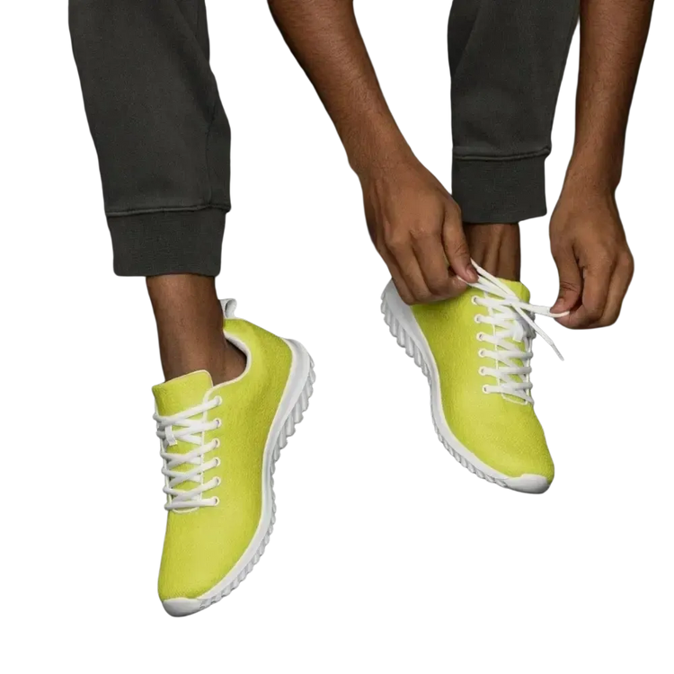 Herren Laufschuhe von BUYATHOME24, atmungsaktive Turnschuhe Größe 37-47 mit EVA-Sohle, Textildruck und Polyester.