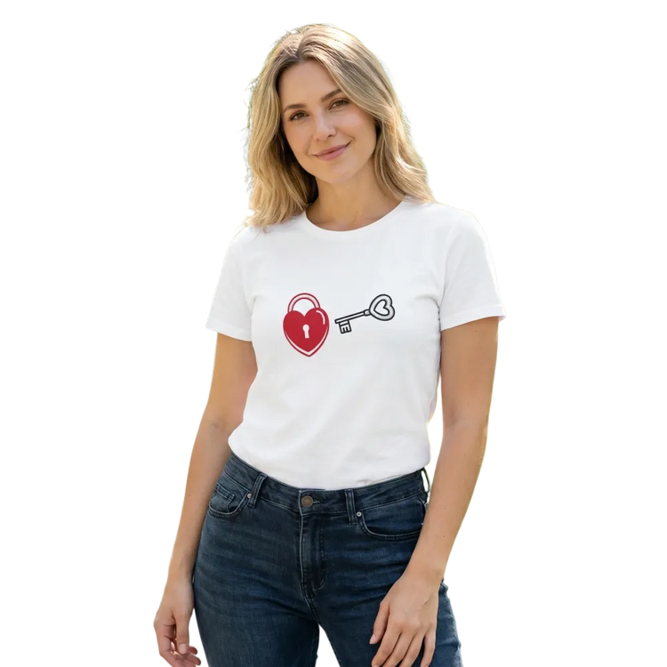 Rundes Damen T-Shirt mit Hochzeit Grafik in den Größen S-3XL, bequemes Damen T-Shirt von BUYATHOME24
