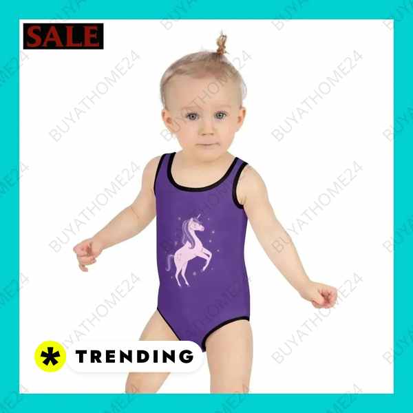 Mädchen Badeanzug für den Sommer mit sportlichem Langarm T-Shirt Design Textildruck BUYATHOME24, T-Shirts BUYATHOME24, Hoodies BUYATHOME24, Hosen BUYATHOME24, Jacken BUYATHOME24, Schuhe BUYATHOME24