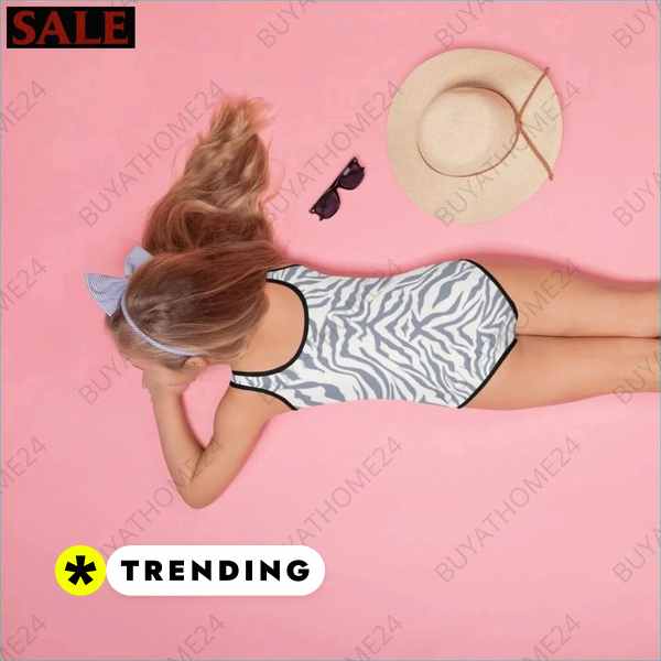 Kinder Badeanzug mit modernem Design und kräftigen Farben für Kids Textildruck BUYATHOME24, T-Shirts BUYATHOME24, Hoodies BUYATHOME24, Hosen BUYATHOME24, Jacken BUYATHOME24, Schuhe BUYATHOME24