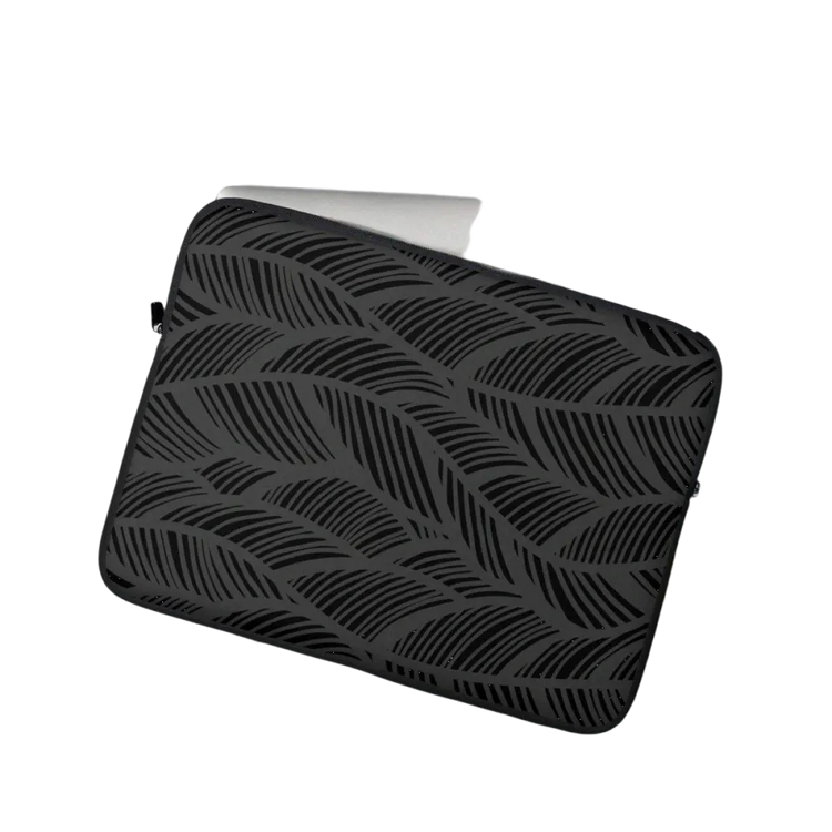 Neopren-Laptoptasche für 13 und 15 Zoll, wasserfest mit Kunstfell-Futter, schützt den Laptop stilvoll und sicher.
