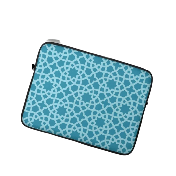 Neopren-Laptoptasche für 13 und 15 Zoll mit Kunstfell-Innenfutter von BUYATHOME24, wasserabweisend und stilvoll.