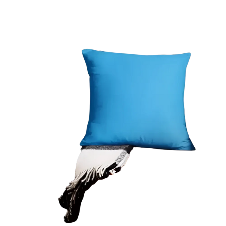 Handgenähtes, personalisierbares Sofakissen aus Polyester in 45x45 cm, 50x30 cm oder 55x55 cm von BUYATHOME24