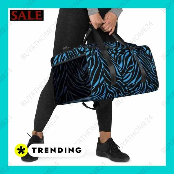 • Reisetasche & Fitnesstasche I Sporttasche 55 × 29 × 29cm Textildruck BUYATHOME24, T-Shirts BUYATHOME24, Hoodies BUYATHOME24, Hosen BUYATHOME24, Jacken BUYATHOME24, Schuhe BUYATHOME24