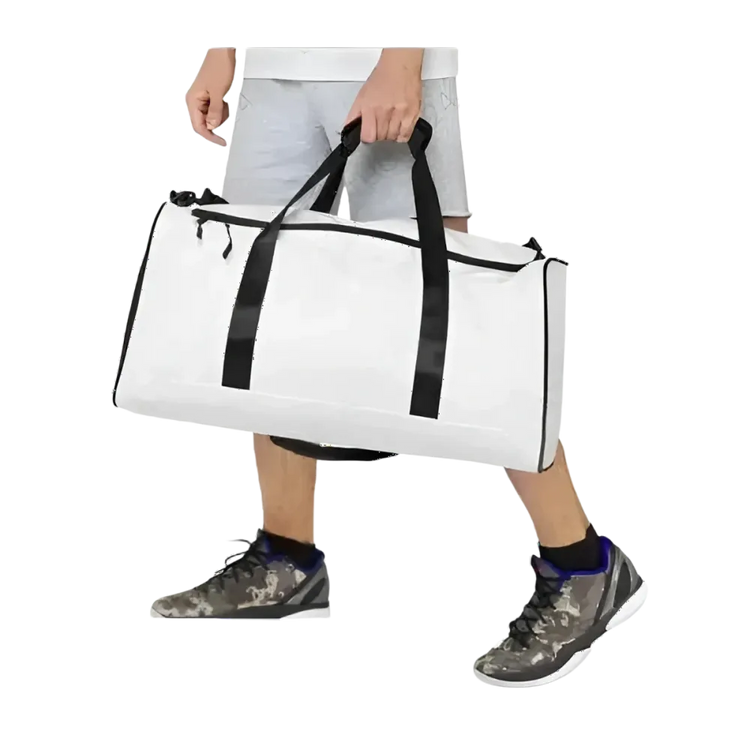 Sporttasche und Reisetasche von BUYATHOME24, robuste Sporttasche 55x29x29 cm mit praktischen Tragegriffen und Reißverschluss.
