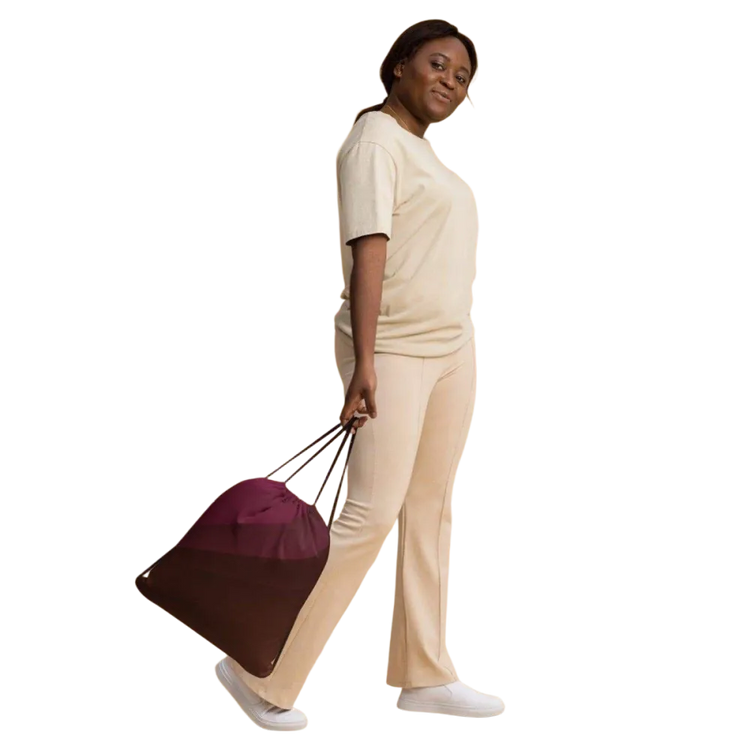 Leichter Turnbeutel aus Polyester, 38x43 cm, mit Textildruck, von BUYATHOME24, ideal für Sport und Freizeit.