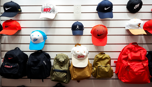 Die besten Modeangebote 2025: Von American Caps bis zu eleganten Sporttaschen und exklusiven Rabattcodes