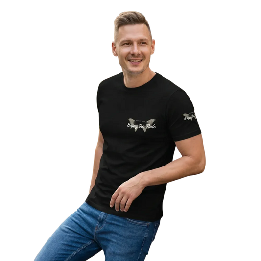 Das perfekte Grafik-T-Shirt-Modell mit Unisex-Schnitt von S bis 5XL