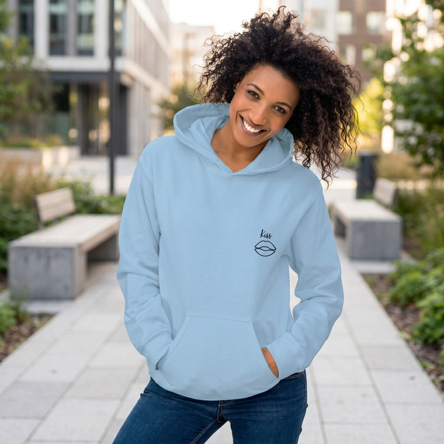 Unisex Stick Hoodie von BUYATHOME24, personalisierbar, in S bis 5XL, mit grafischem Design und Kapuze, bequem und stylisch.