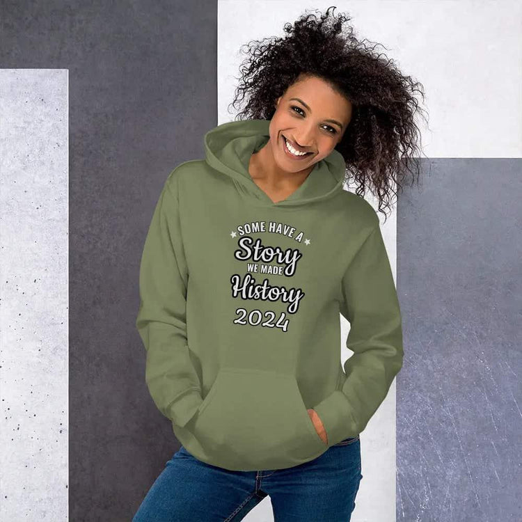 Grafik Damen Hoodie S-5XL aus Baumwolle in Militärgrün, personalisierbar, mit Hoodie und Druck, von BUYATHOME24