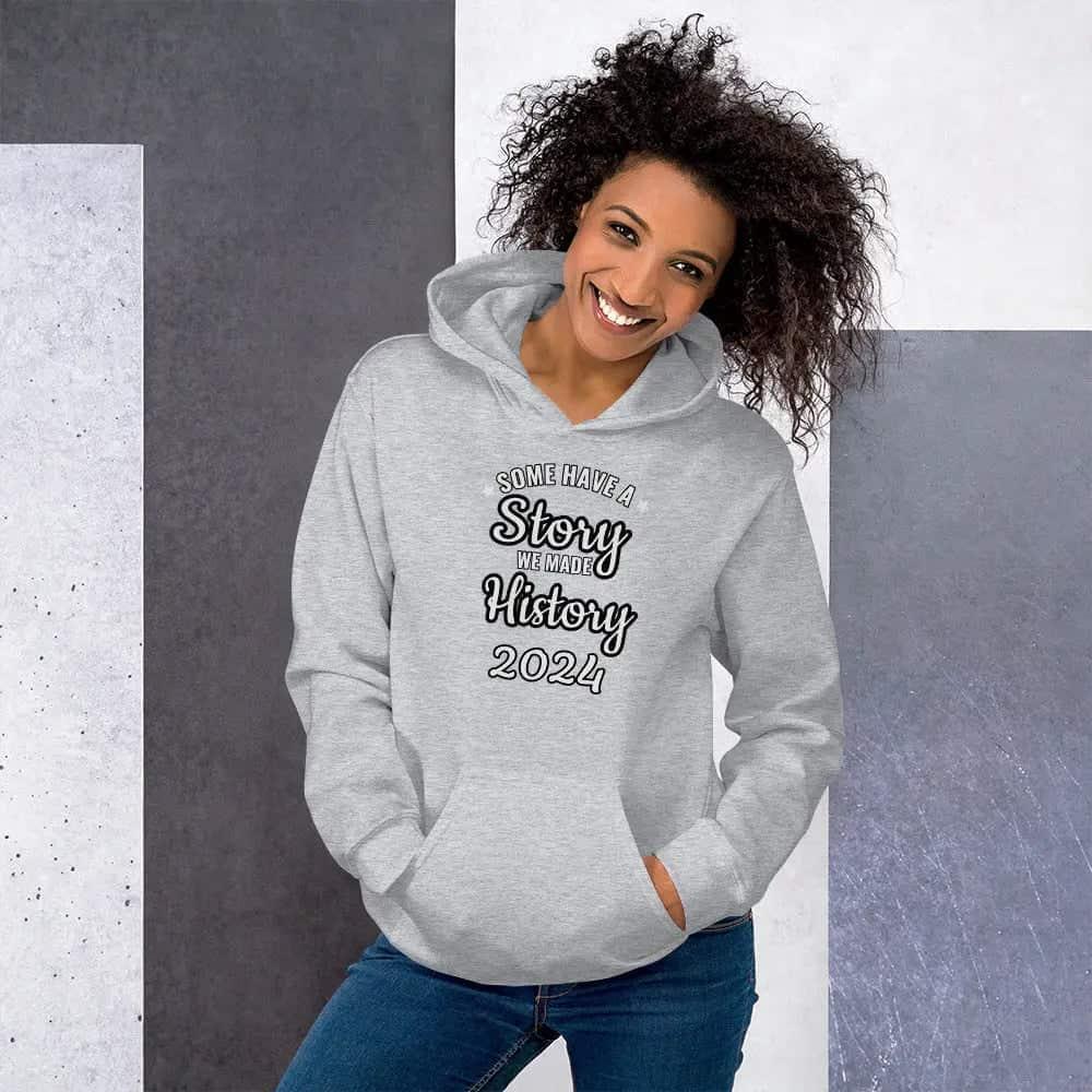 Grafik Damen Hoodie in Sportgrau, Baumwolle, personalisierbar, in Größen S bis 5XL, mit gedrucktem Design, von BUYATHOME24