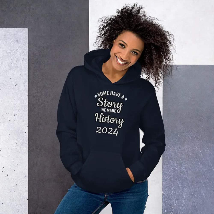 Grafik Damen Hoodie BUYATHOME24, personalisierbarer Kapuzenpullover aus Navy-Baumwolle, Damen, S-5XL, mit Druck.