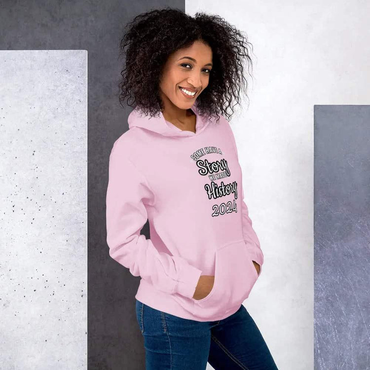 Grafikhoodie für Damen von BUYATHOME24, personalisierbarer Baumwoll-Hoodie in S-5XL mit Druck, bequem und stylisch.