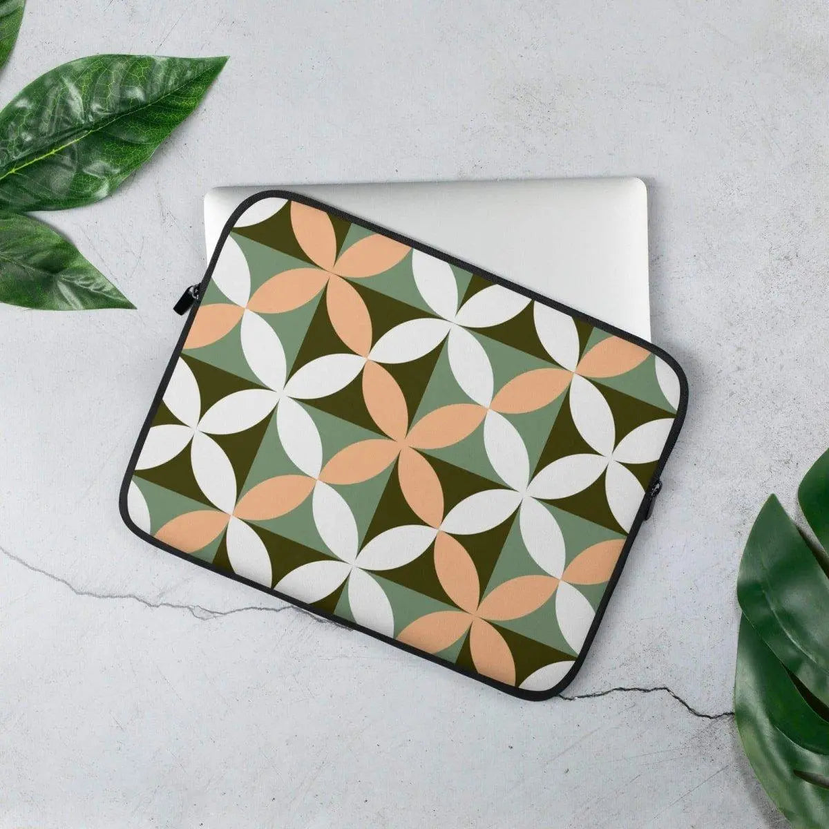 Neopren Laptoptasche für MacBook und iPad, wasserabweisend, 13 und 15 Zoll, in Schwarz mit Druck von BUYATHOME24