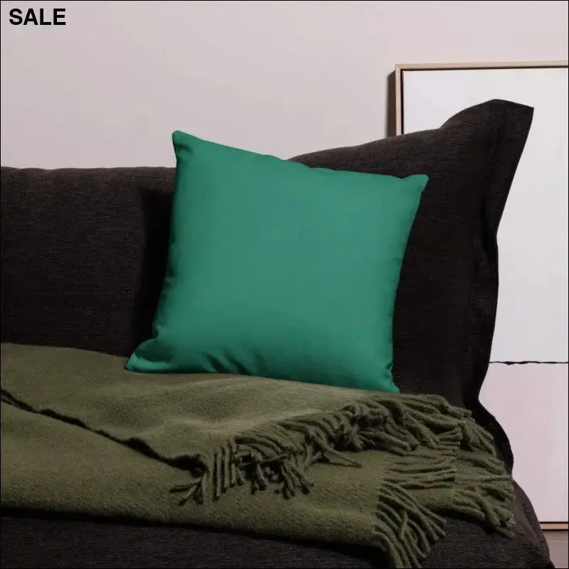 Deko-Sofakissen von BUYATHOME24 aus Polyester in 45 cm x 45 cm, 50 cm x 30 cm und 55 cm x 55 cm mit Reißverschluss