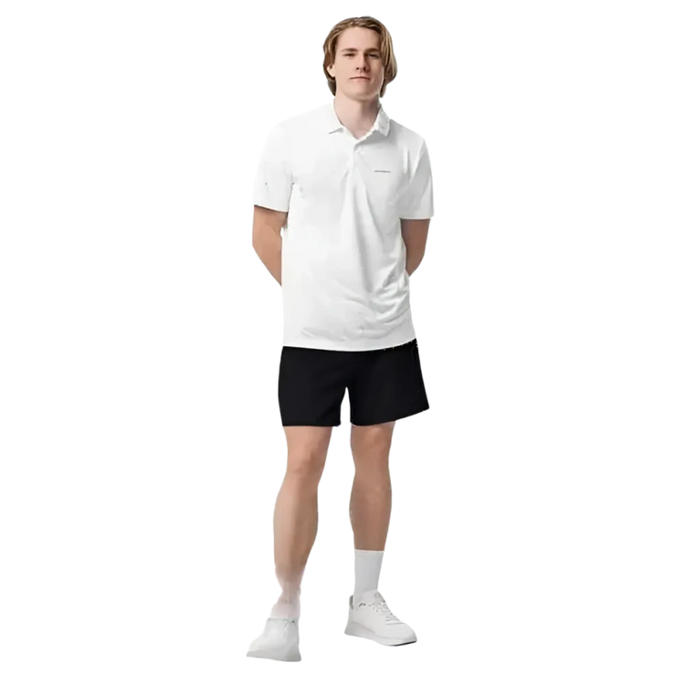 Weißes Adidas Unisex Poloshirt aus Polyester, schnelltrocknend, sportlich, mit Knopfleiste und adidas Logo auf der Brust.