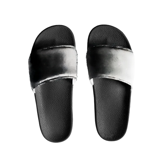 Damen-Badeschlappen aus Kunstleder in Größe 36-44 von BUYATHOME24, bequeme Badeschuhe für Damen und Mädchen.
