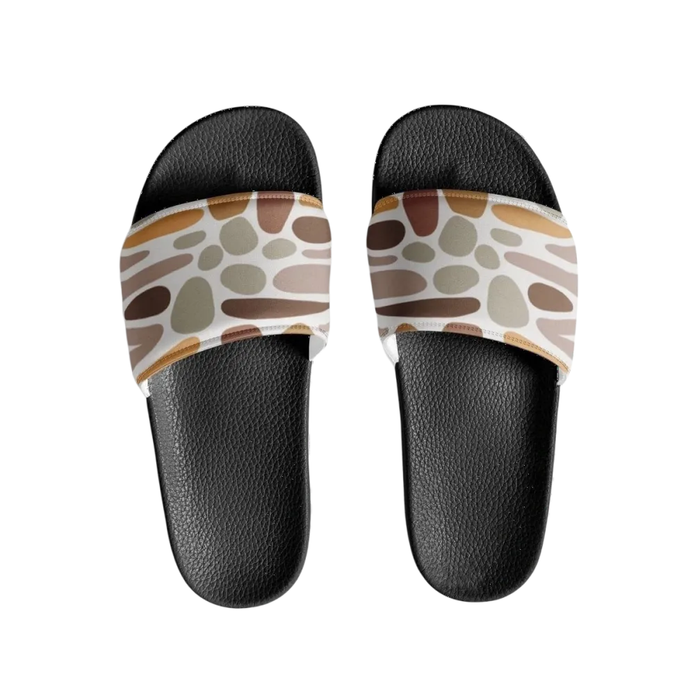 Damen- und Mädchenschlappen aus Kunstleder in Größe 36-44, bequeme Badeschuhe von BUYATHOME24, flache Schlappen für den Sommer