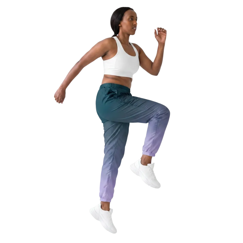 Blaue unisex Trainingshose aus wasserabweisendem Polyester, bequem und strapazierfähig, in XS bis 3XL, von BUYATHOME24.