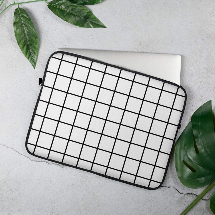 Weiche Laptoptasche aus Neopren mit Kunstfell-Innenfutter für 13 und 15 Zoll, personalisierbar, von BUYATHOME24